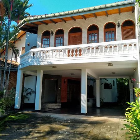 Ceylon Travel And Stay Lodge Battaramulla Exterior foto