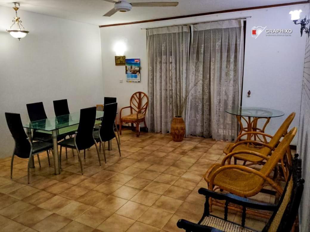 Ceylon Travel And Stay Lodge Battaramulla Exterior foto